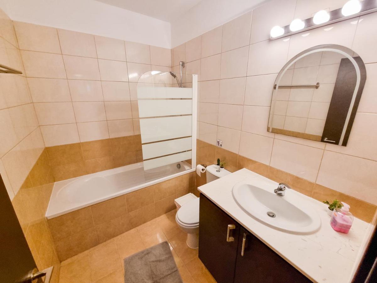 Light House Apartment Larnaca Zewnętrze zdjęcie