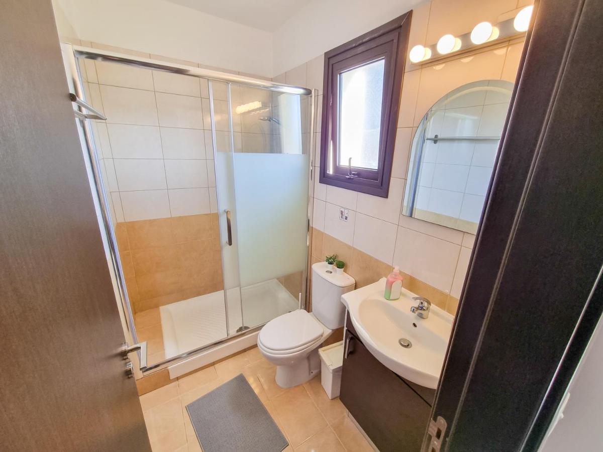 Light House Apartment Larnaca Zewnętrze zdjęcie